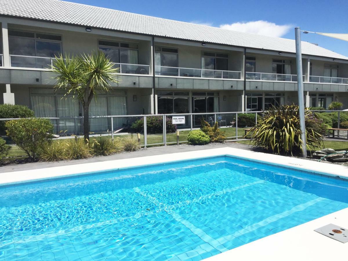 Lake Terrace Apartment Taupo Bagian luar foto